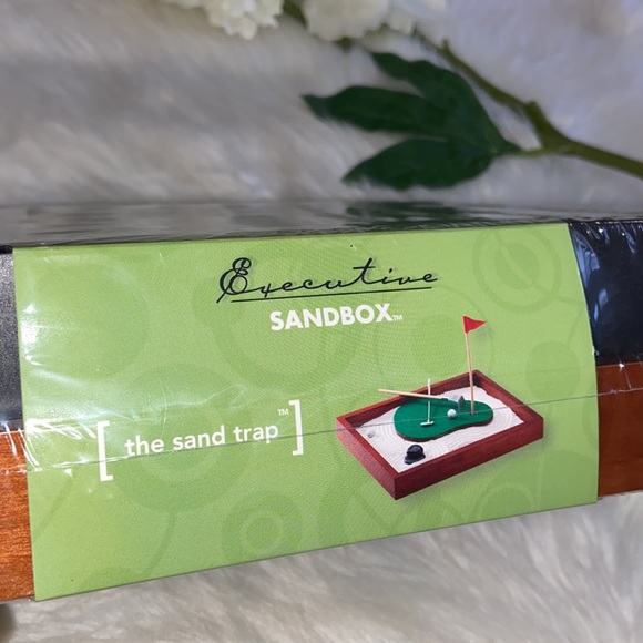 Be Good Company Executive Sandbox - The Golf Sand Trap - Picture 16 of 17